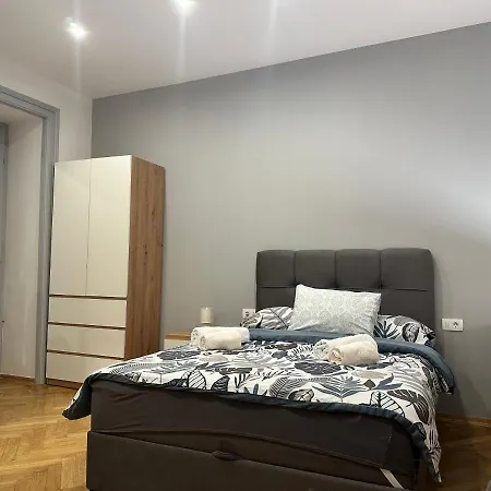 Daire Studio Fiorello Ii *
